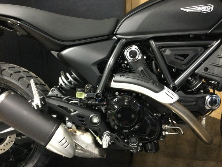 Ducati Scrambler 800 Icon Dark 2025! Order Now! FREE UK DELIVERY! 50:50 Finance