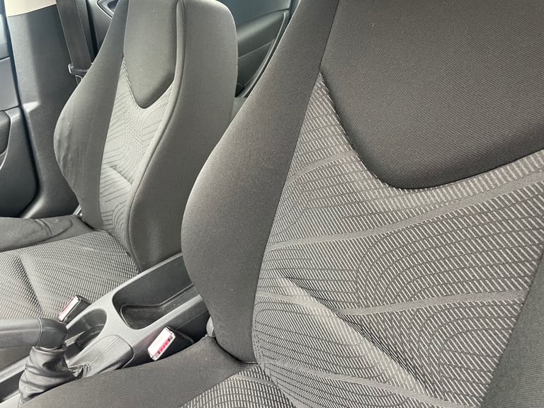 PEUGEOT 308 1.6 HDI S 10 REG BLACK 5 DOOR MOT JULY 27TH 2026 TAX £35 SERVICE HISTORY 60+MPG