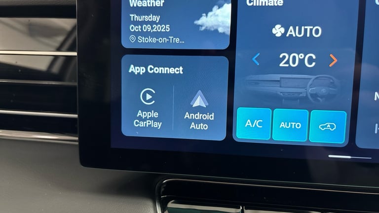 2024 MG MG HS 1.5 T-GDI Trophy 5dr DCT Petrol Hatchback Hatchback Petrol Automatic