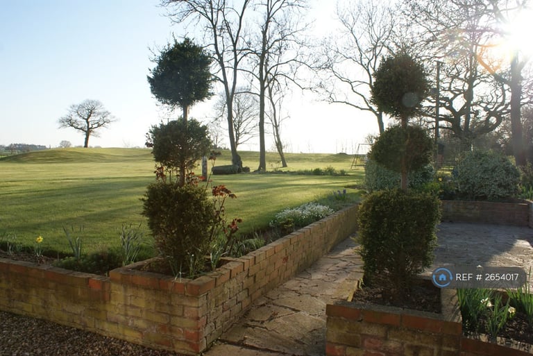 4 bedroom house in Hunscote Lane, Wellesbourne, Warwick, CV35 (4 bed) (#2654017)