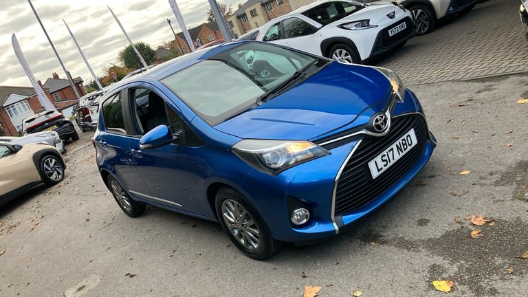 2017 Toyota Yaris 1.33 VVT-i Icon 5dr CVT Petrol Hatchback Hatchback Petrol Automatic