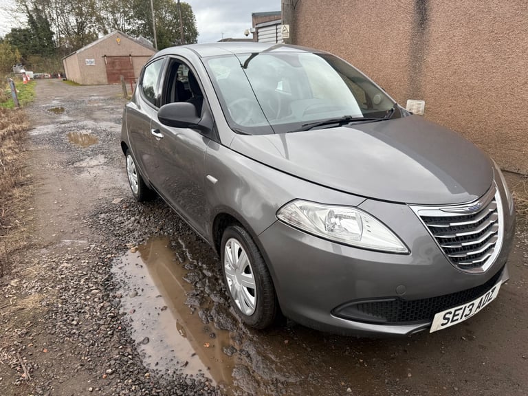 Chrysler, YPSILON, Hatchback, 2013, Manual, 1242 (cc), 5 doors