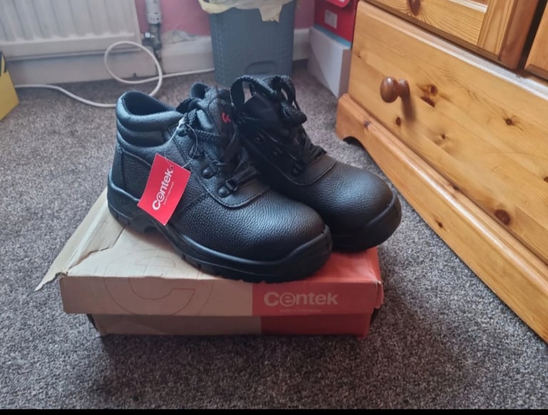 image for Ladies Safety Steel Toe boots. UK Size 6