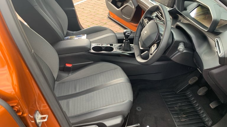 2022 Peugeot 2008 1.5 BlueHDi Allure Premium SUV 5dr Diesel Manual Euro 6 (s/s) (110 ps) SUV Dies...