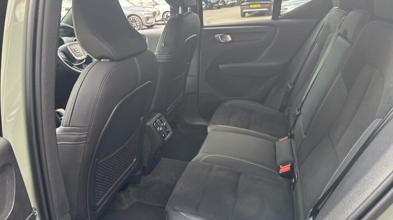 2025 Volvo XC40 Plus, B4 Mild hybrid, Petrol, Dark Estate Petrol Automatic