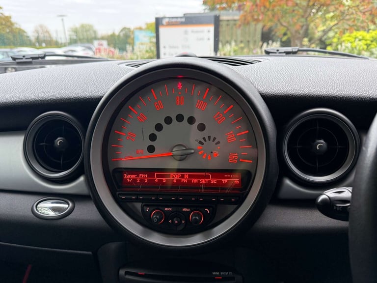 2014 MINI Clubman 1.6 Cooper Clubman 5dr Estate Petrol Manual