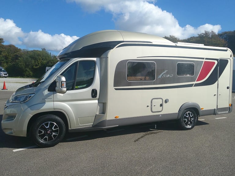 image for Burstner Ixeo 680 G DIESEL MANUAL 2016/16