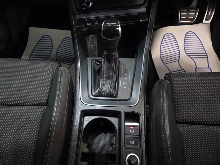 2019 Audi Q3 2.0 TFSI 40 S line S Tronic quattro Euro 6 (s/s) 5dr ESTATE Petrol Automatic