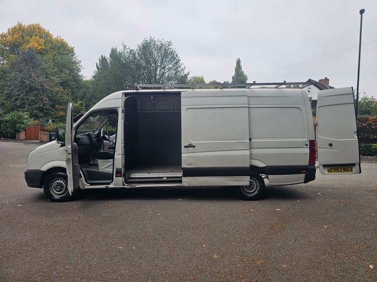 VOLKSWAGEN CRAFTER 2.0 LWB NO KNOCKS OR BANGS READY FOR WORK MOT 11/2026 NO VAT 