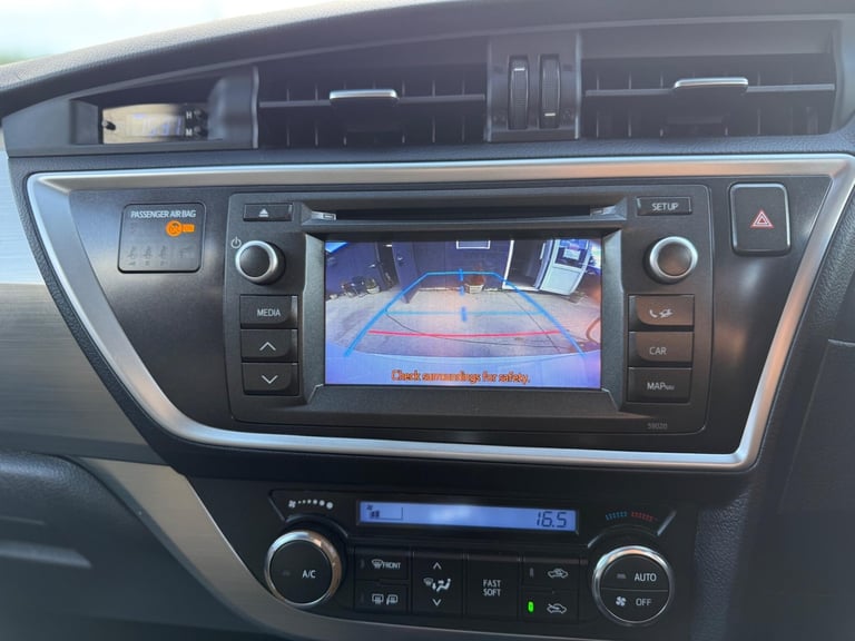2014 Toyota Auris 1.6 V-Matic Icon Euro 5 5dr HATCHBACK Petrol Manual