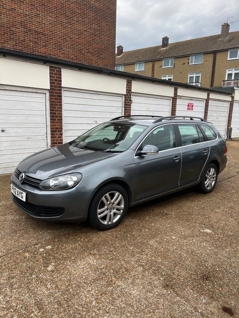 Volkswagen, GOLF, Estate, 2012, Semi-Auto, 1598 (cc), 5 doors