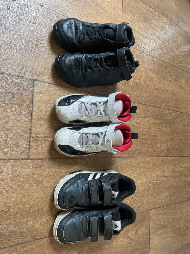 Boys shoes and trainers (size 2)