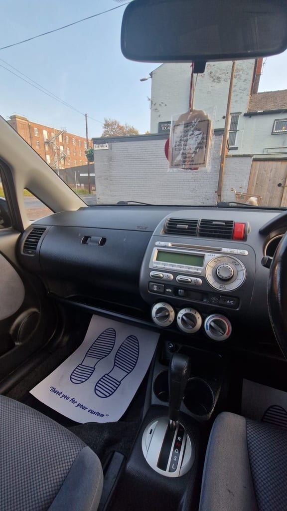 Honda, JAZZ, Hatchback, 2005, Semi-Auto, 1339 (cc), 5 doors