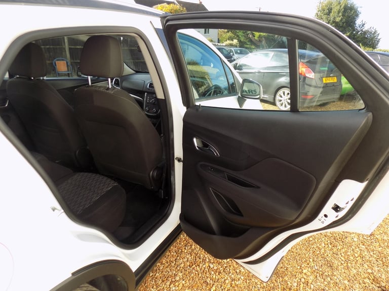 2015 Vauxhall Mokka 1.4T Exclusiv 5dr HATCHBACK Petrol Manual