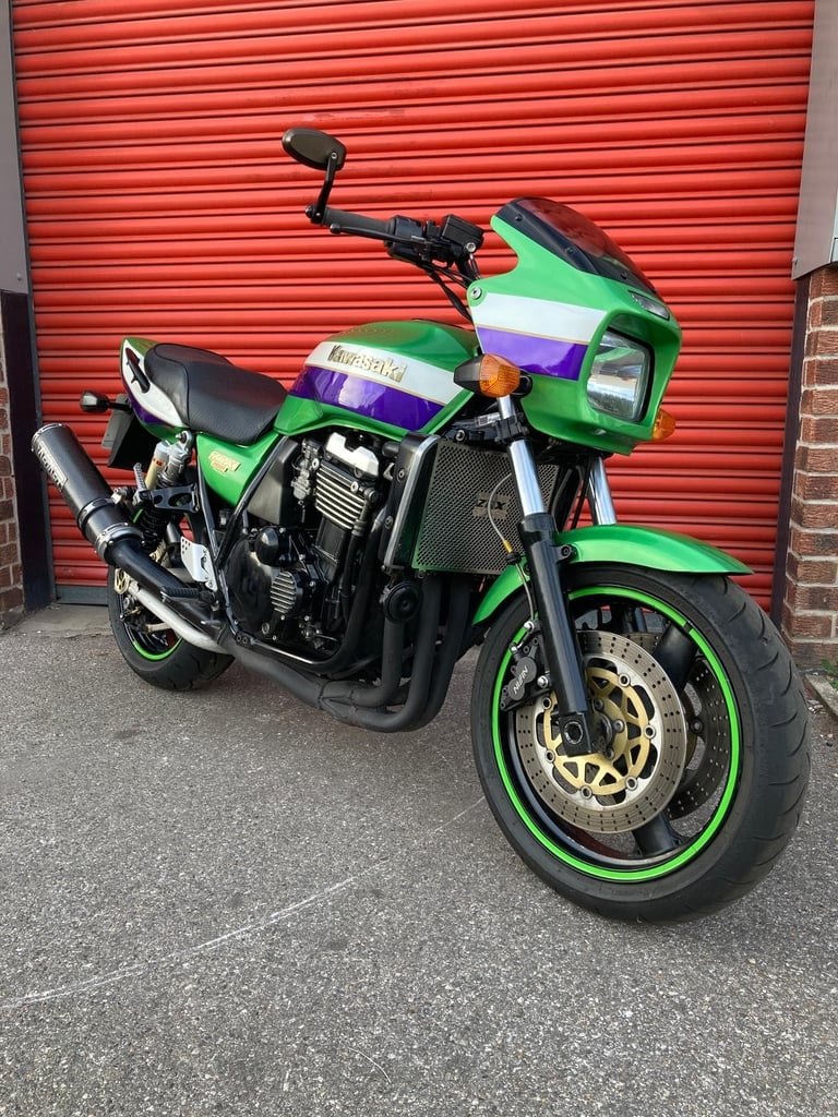 KAWASAKI ZRX1100,LAWSON COLOURS,MANY EXTRAS