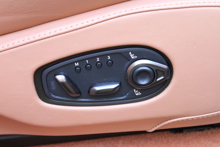 2023 Aston Martin DBX 4.0 V8 707 SUV 5dr Petrol Auto 4WD Euro 6 (s/s) (707 ps) HATCHBACK Petrol A...