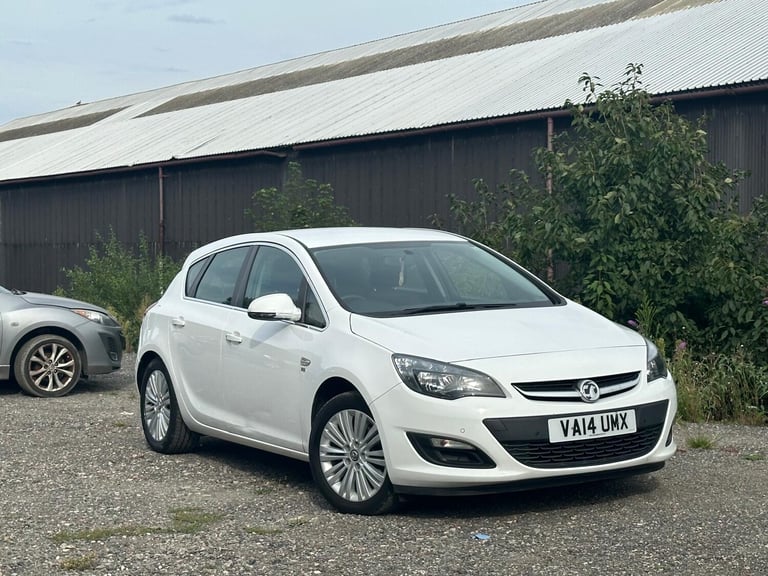 2014 Vauxhall Astra 1.6 CDTi 16V ecoFLEX Excite 5dr HATCHBACK Diesel Manual