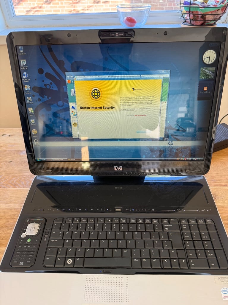 Hewlett Packard Pavilion HDX9600