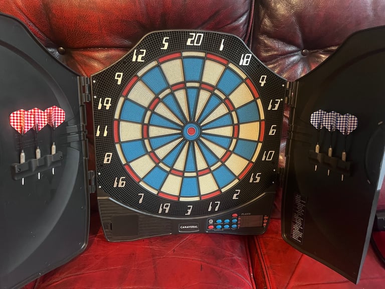 Dartboard £20!!! electronic soft tips darts 