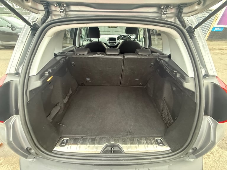 2018 Peugeot 2008 1.2 PureTech Allure 5dr HATCHBACK Petrol Manual