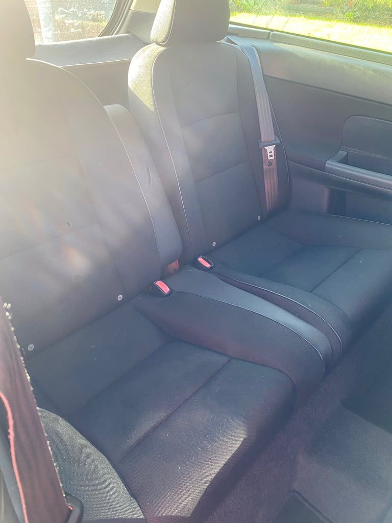 Volvo, C30, Hatchback, 2011, Manual, 1560 (cc), 3 doors