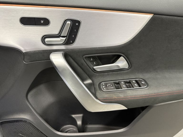 2020 Mercedes-Benz A-Class 1.5 A180d AMG Line (Premium Plus 2) Hatchback 5dr Diesel 7G-DCT Euro 6...