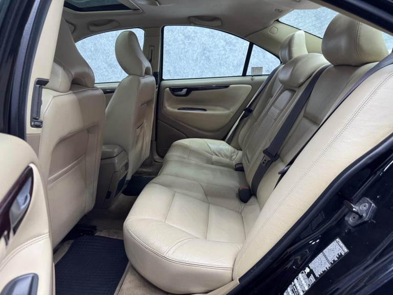 2002 Volvo S60 2.0T S 4dr SALOON Petrol Automatic