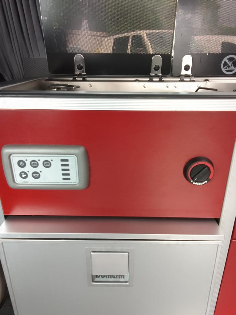 Volkswagen TRANSPORTER T30 H-LN TDI. HIGH TOP CAMPERVAN 