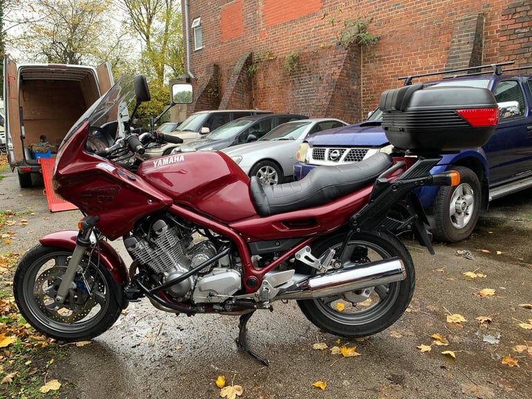 1999 Yamaha XJ900S DIVERSION SHAFT' WITH FULL GIVI LUGGAGE (CLASSIC MOTORCYCLE)