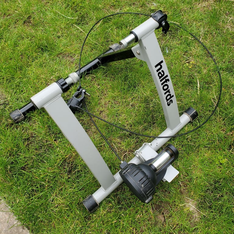 image for Halfords Turbo Trainer 