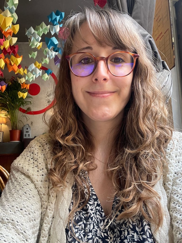 image for French Lessons with a Native Speaker - Online Lessons 🇫🇷✨
