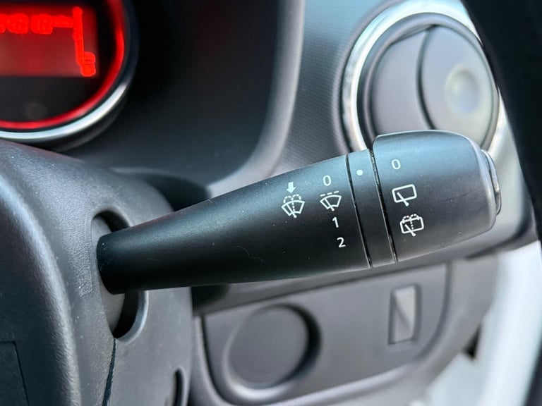 2014 Dacia Sandero 1.2 Ambiance Euro 5 5dr HATCHBACK Petrol Manual