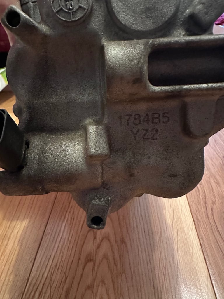 Audi a3 8p air con compressor