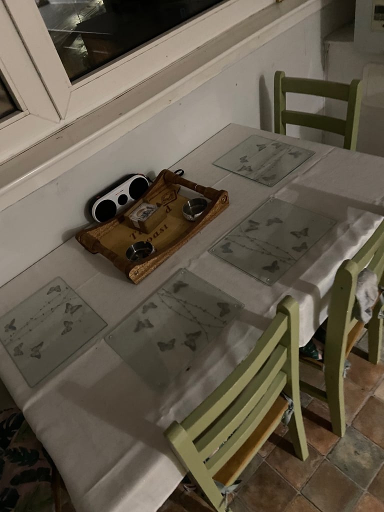 Dining table 4 chairs 