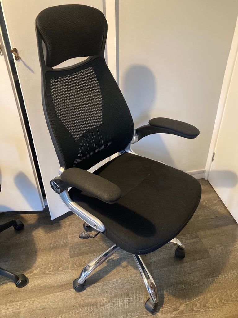 Desk chair 