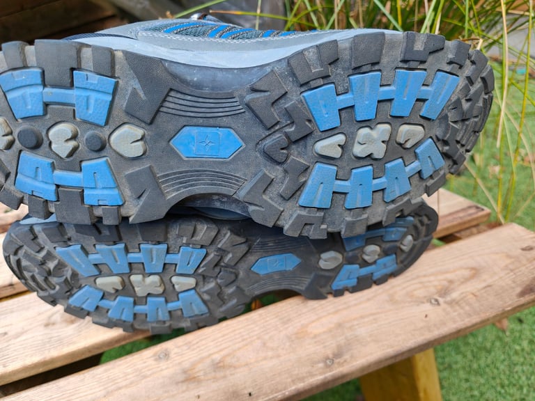Mountain Warehouse Isodry waterproof breathable boots size UK 8