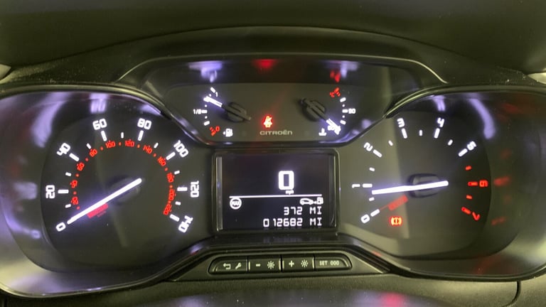 2024 Citroen C3 1.2 PureTech PLUS Hatchback 5dr Petrol Manual Euro 6 (s/s) (83 ps) Hatchback Petr...