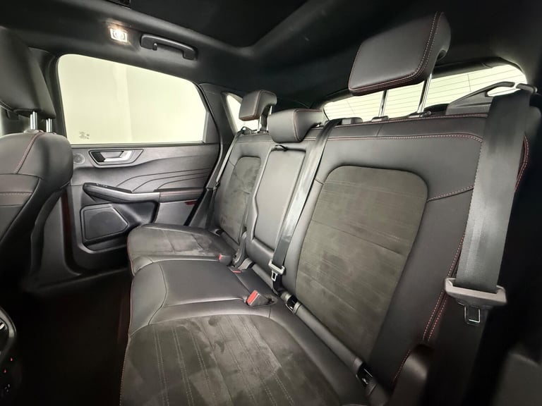 2022 Ford Kuga 2.5 EcoBoost Duratec 14.4kWh ST-Line X CVT Euro 6 (s/s) 5dr HATCHBACK Petrol/Elect...