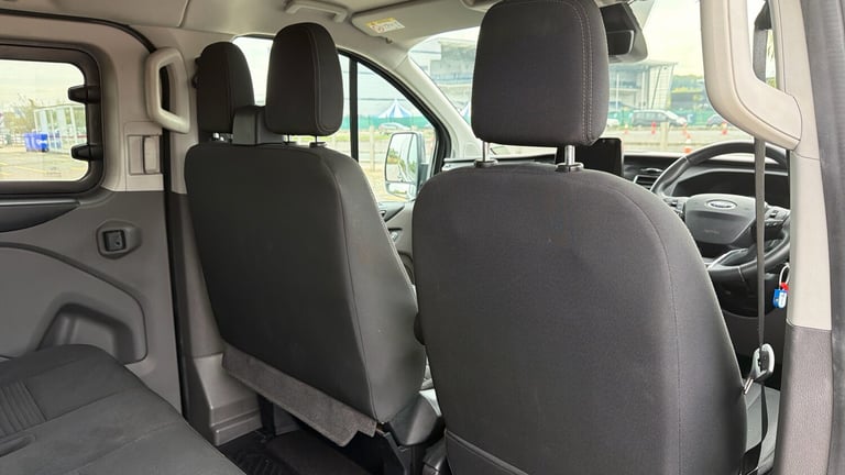 2022 Ford Transit Custom 2.0 EcoBlue 170ps Low Roof D/Cab Limited Van Auto PANEL VAN DIESEL Autom...