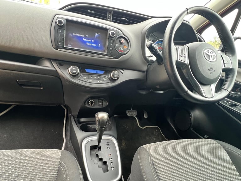 2016 Toyota Yaris 1.5 VVT-h Icon E-CVT Euro 6 5dr HATCHBACK Petrol/Electric Hybrid Automatic