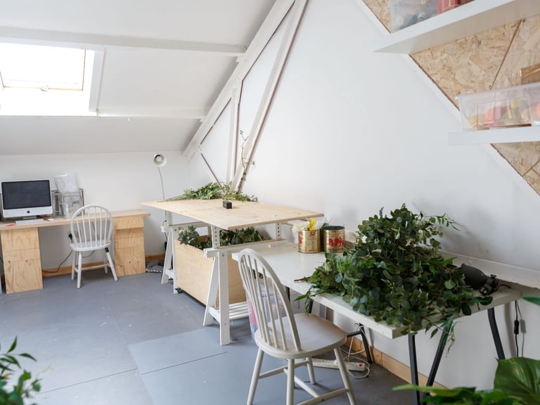 Work/live Unit | Creative Artist Studio | Private Office |  Warehouse Unit to rent  in Enfield EN3