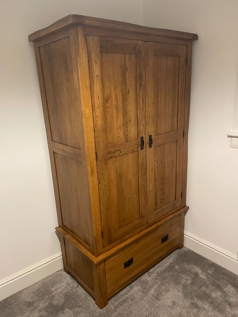 Oak furniture land wardrobe 