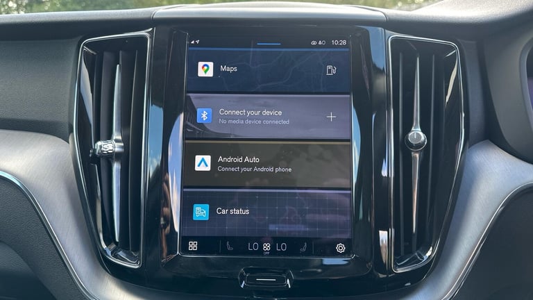 2021 Volvo XC60 2.0 B4D Momentum 5dr AWD Geartronic ESTATE DIESEL Automatic