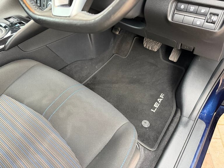  Nissan Leaf LEAF N-connecta 5dr Hatchback Electric Automatic