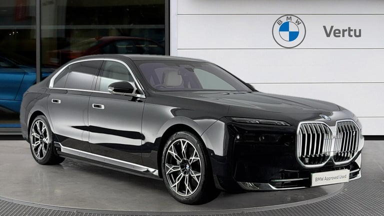 2025 BMW i7 400kW xDrive60 Excellence Pro 105.7kWh 4dr Auto Electric Saloon Saloon Electric Autom...