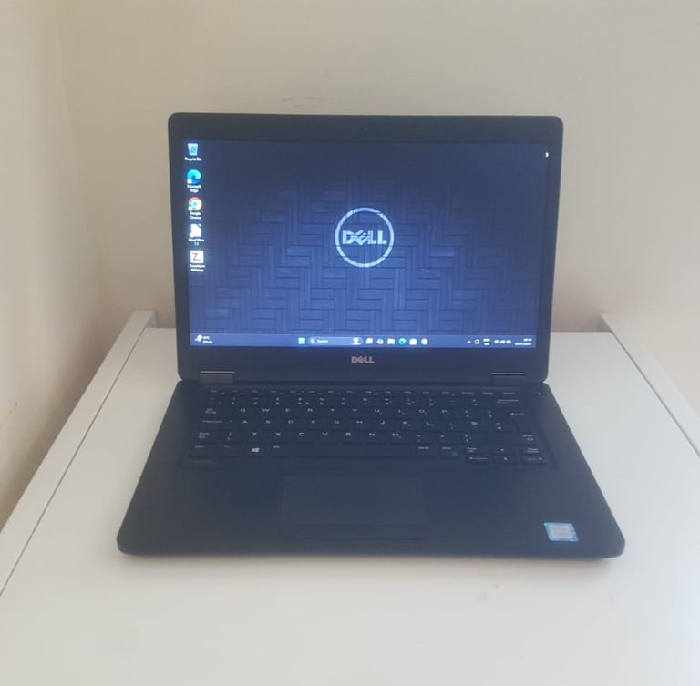 Dell 5480 14" Full HD Laptop, Fast i5 2x 3.00GHz, 16GB RAM, 256SSD, WiFi, Webcam, Bluetooth, HDMI