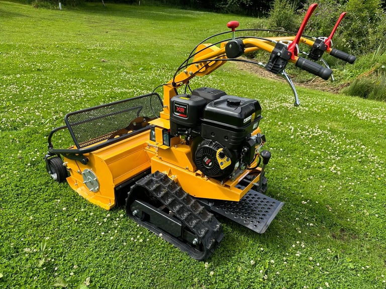 RAPTOR X Pedestrian Track Flail mower * VIDEO * Key Start 13.5HP Briggs & Stratton Engine