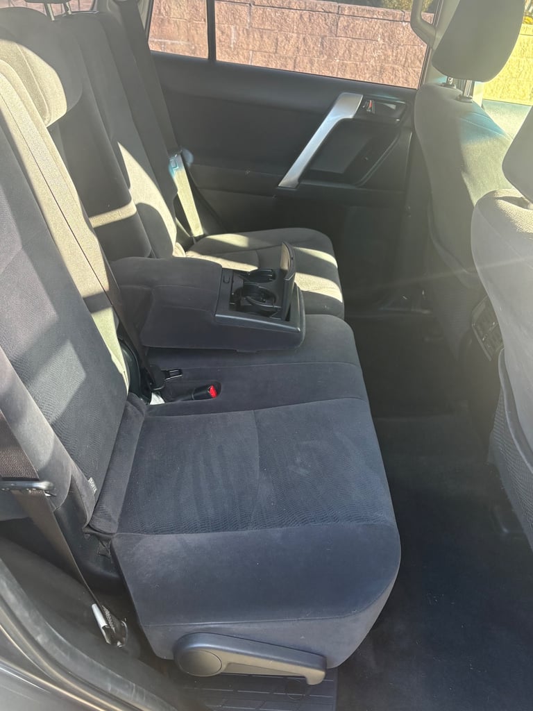 2018 Toyota Land Cruiser 2.8d Active 7 Seat Auto 78K FSH 1 owner