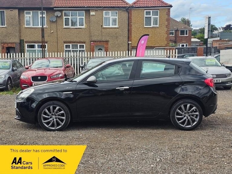 2013 Alfa Romeo Giulietta 1.6 JTDM-2 Collezione Euro 5 (s/s) 5dr HATCHBACK Diesel Manual