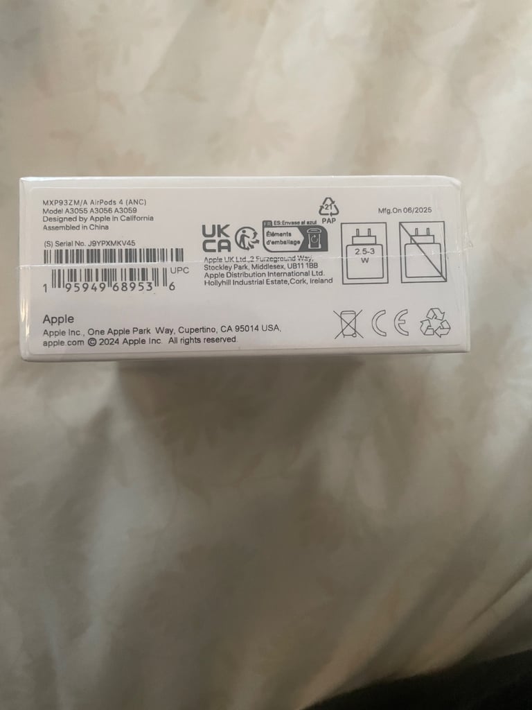 AirPods 4 with Active Noise Cancellation. SEALED